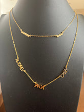 Load image into Gallery viewer, The Hilary Necklace